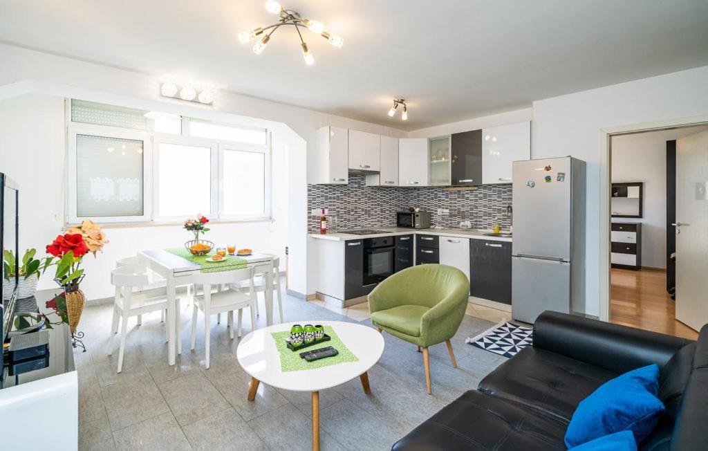 Two-Bedroom Apartment Victory Дубровник Экстерьер фото